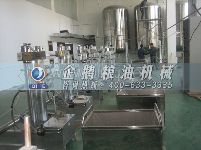 企鵝牌核桃油榨油設(shè)備，生產(chǎn)綠色健康油受大眾喜愛(ài)(圖5)